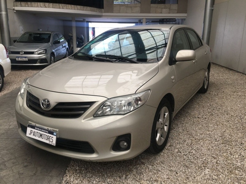 Imagen 1 de 8 de Toyota Corolla 2013 1.8 Xei Mt 136cv