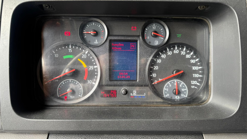 Volkswagen 25.360 6x2 Constellation 2020/2021 Trucado