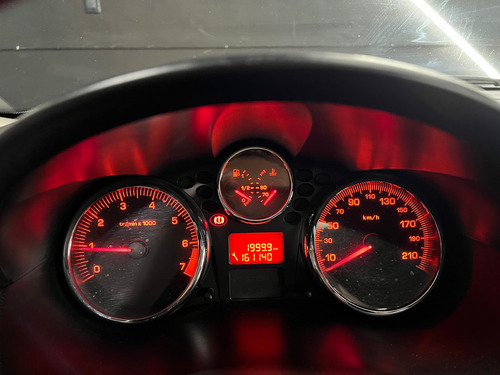 Peugeot 207 1.6 Xt