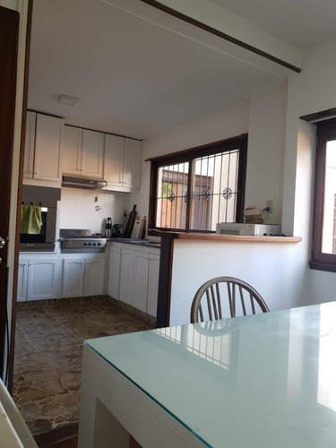 Imagen 21 de 23 de Urquiza Al 4300. Hermoso Chalet Con Piscina Y Posibilidad De Galpón. 800531
