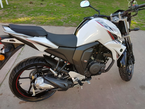 Imagen 2 de 11 de Yamaha Fz Sfi