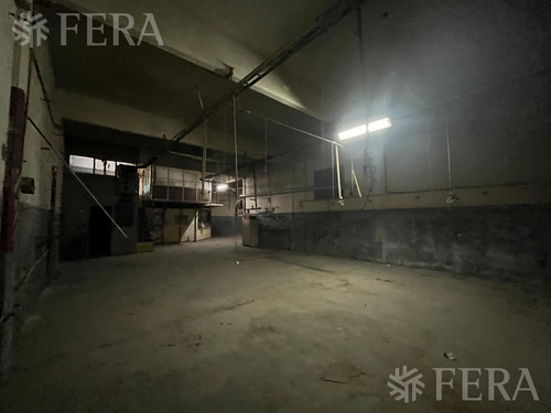 Venta De Galpón En Wilde (25272)