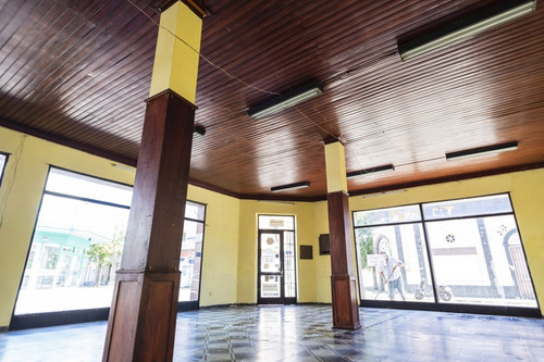 Locales Comerciales Alquiler Carmelo Muy Buena Ubicación