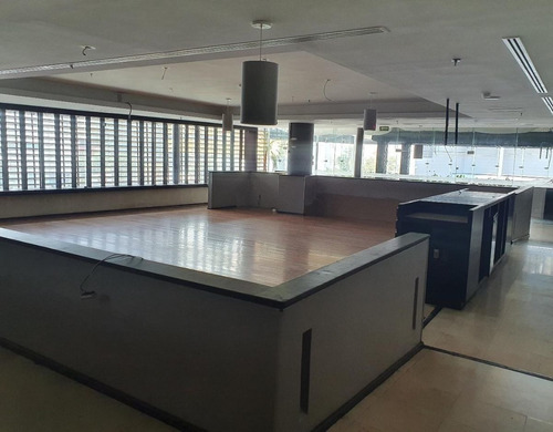 Imagen 4 de 13 de Local Comercial En Hotel Nh Santa Fe, Col. Santa Fe