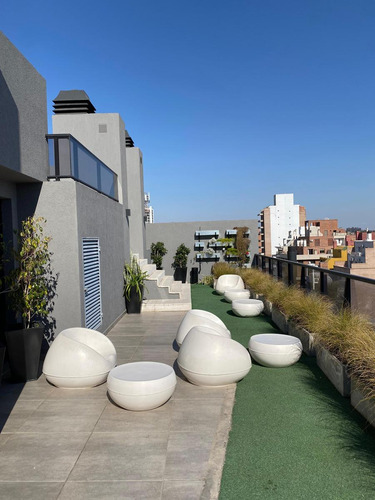 Alquiler| Departamento 1 Dorm. Con Balcón Y Pileta En Nueva Córdoba