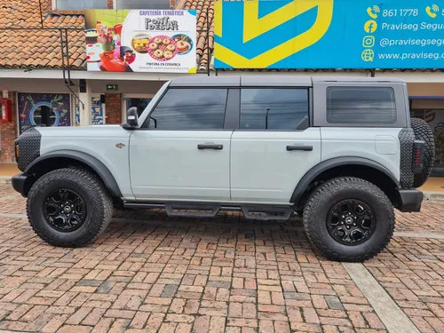 Ford Bronco Wildtrack 2.7cc AT AA 4X4