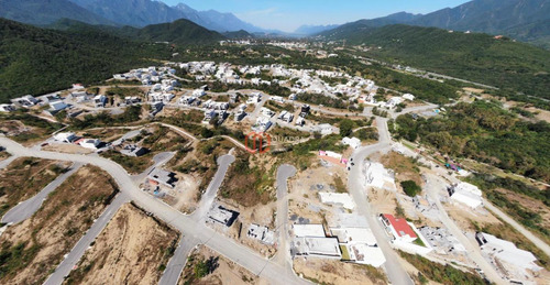 Terreno Residencial En Venta En Privada Alamo Sur En Santiag