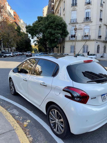Imagen 7 de 12 de Peugeot 208 2018 1.6 Feline