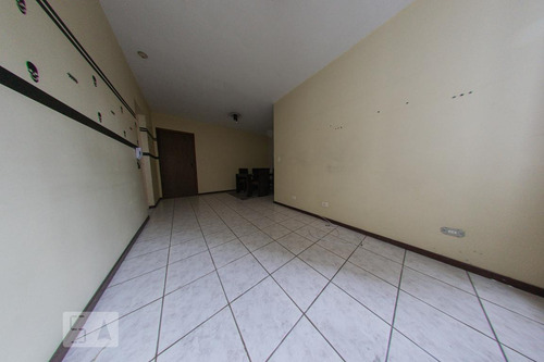 Imagem 3 de 15 de Apartamento Para Aluguel - Água Verde, 2 Quartos, 54 - 893013647