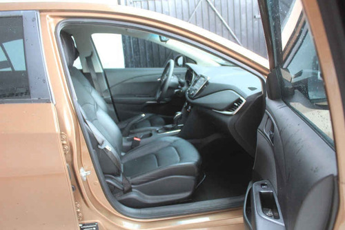 Imagen 13 de 15 de Chevrolet Cavalier 2019 4p Premier L4/1.5 Aut