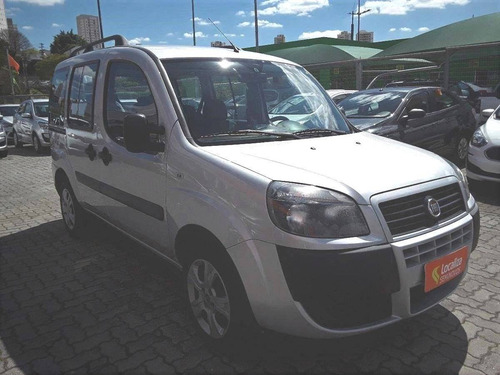 Imagem 8 de 9 de Fiat Doblò 1.8 Mpi Essence 7l 16v Flex 4p Manual