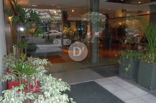 Imagen 3 de 27 de Oficina De Categoría - Puerto Madero