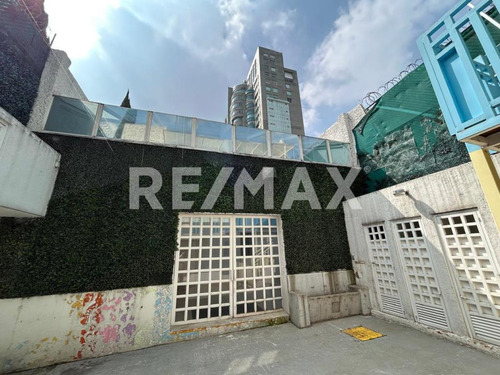 Edificio Comercial En Venta En Bosques De Las Lomas
