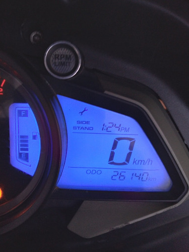 Bajaj Rouser Rs200