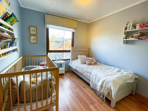 Casa En Condominio En Venta 4 Dorm. Y Estar Lo Barnechea