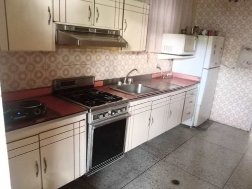Imagen 4 de 12 de Casa En Venta En Urb El Bosque Andrews Rivero 04124959888