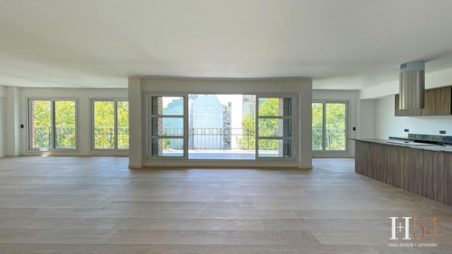 Imagen 3 de 30 de Espectacular Piso De 5 Ambientes Con Balcones Aterrazados!