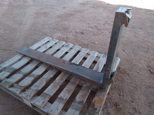 Pico Para Montacargas Clase 3 (una Pieza) (Usado)