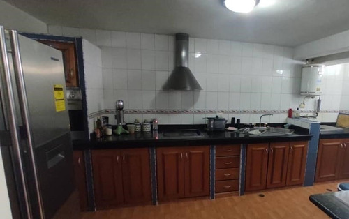 Imagen 4 de 13 de Best House Vende Cómodo Town House En Llano Alto