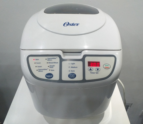 Maquina Para Hacer Pan Express, Oster Modelo 5838, Usada (Usado)