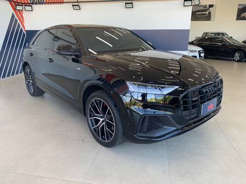 Audi Q8 PERFORMANCE BLACK V6 3.0 TFSi