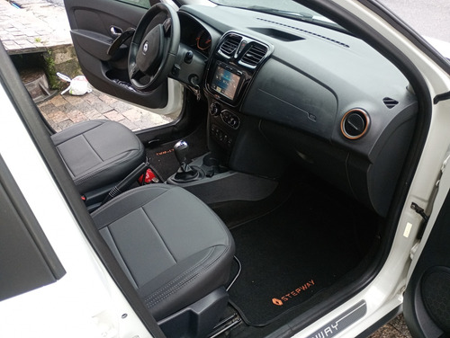 Renault Sandero Stepway 1.6 Hi-power 5p