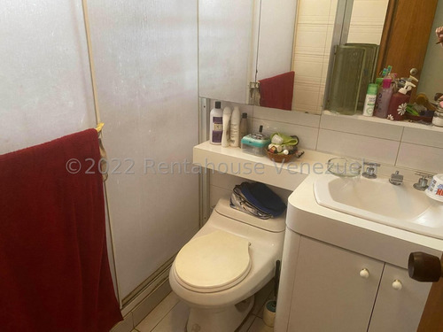 Imagen 18 de 22 de Casa En Venta 22-22002 Colinas De Bello Monte