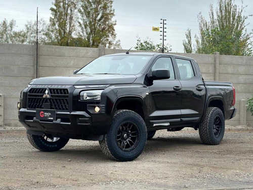 Mitsubishi L200 WORK XR 4X2 BLACK EDITION