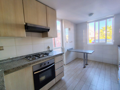 Se Arrienda Casa De 130m2 En Condominio Hacienda Limay Buin