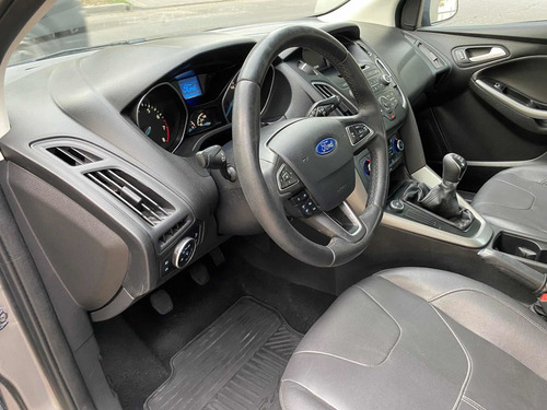 Imagen 15 de 25 de Ford Focus Iii 2016 2.0 Se