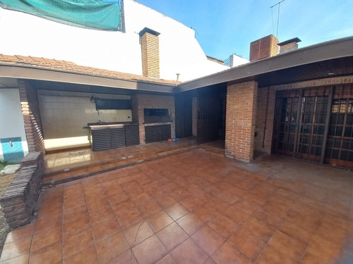 Bucarelli Y Campillo Parque Chas Lote Con Casa Para Construir 775 M2 Vendibles Desarrollado En Pb, 5 Pisos Y 2 Retiros