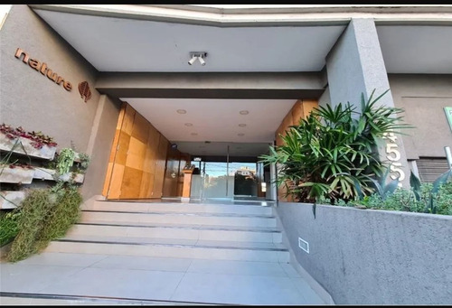 Imagen 1 de 11 de Excelente Monoambiente Edificio Categoria Moderno