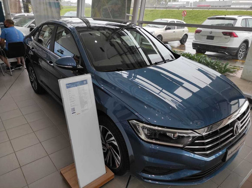 Volkswagen Vento 250 Tsi Highline 150cv At
