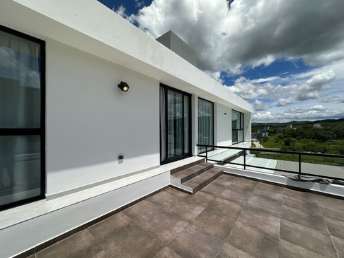 Venta Casa Country Tierralta 3 Dorm Pileta