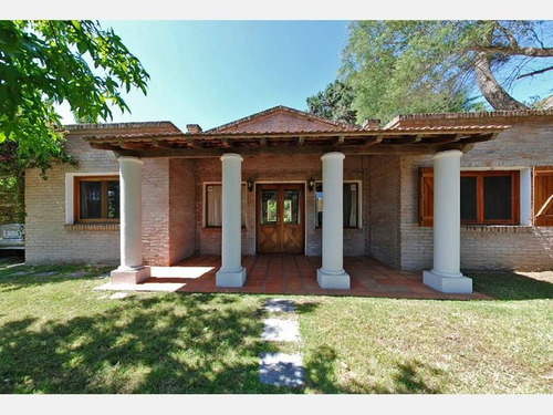 Imagen 1 de 9 de Id 639 - Casa En Rincón Del Indio. Consulte Por Temporada