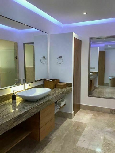 Penthouse En Venta La Amada, Punta Sam