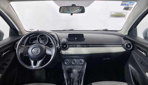 Imagen 13 de 15 de 113562 - Toyota Yaris 2016 Con Garantía