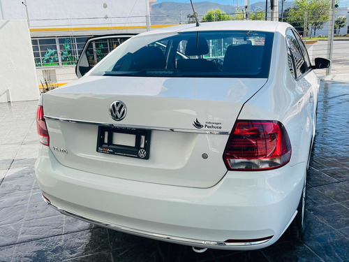 Imagen 7 de 14 de Volkswagen Vento 2019 1.6 Confortline Mt