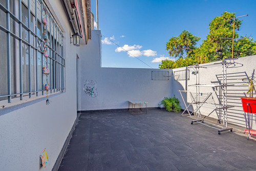 Venta Casa 5 Ambientes Con Garage Patio Y Terraza