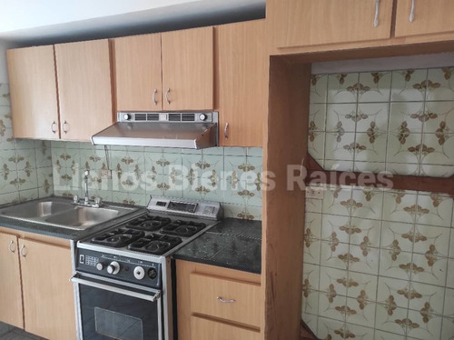 Imagen 4 de 13 de Apartamento En Venta Urb San Isidro A 1 Cuadra Av Sucre