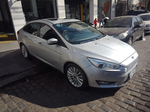 Imagen 6 de 25 de Ford Focus 2.0 Titanium En Buen Estado (cf)