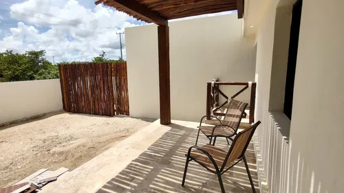 Casa En Venta Merida, Playa Chabihau De 1 Planta Frente Al Mar, Entrega Inmediata.