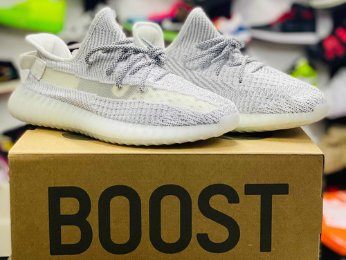 Tenis Yeezy Boost 350 V2 Reflective