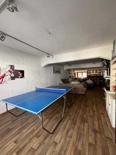 Venta Casa De 2/3 Dormitorios Con 3 Garajes En Bella Vista