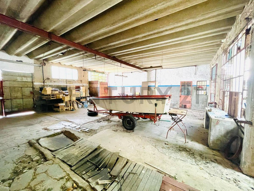Galpón En Venta En Villa Elvira, La Plata.