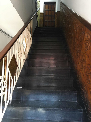 Imagen 4 de 14 de Departamento Semi Piso Con Cochera Privada.