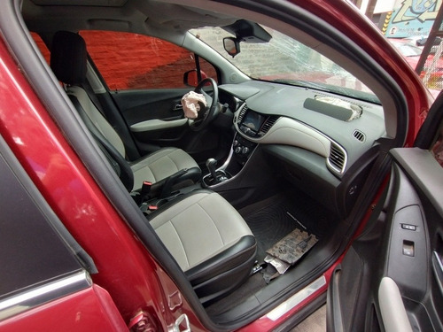 Imagen 13 de 16 de Chevrolet Tracker 1.8 Premier + Awd