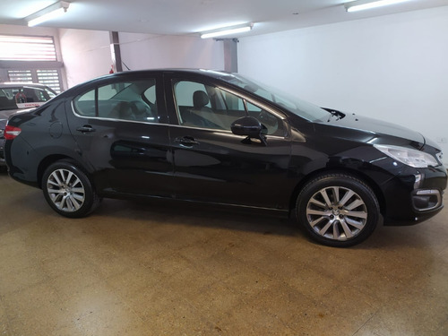 Imagen 8 de 16 de Peugeot 408 Feline 6mt 1.6 Hdi 2016