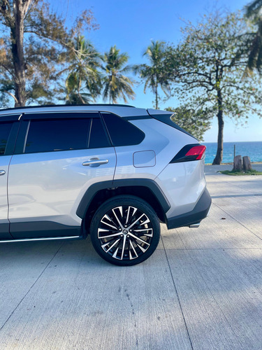 Toyota Rav4 2021 Le