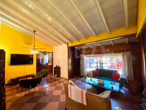 Casa 4 Amb Con Piscina - Ciudad Evita